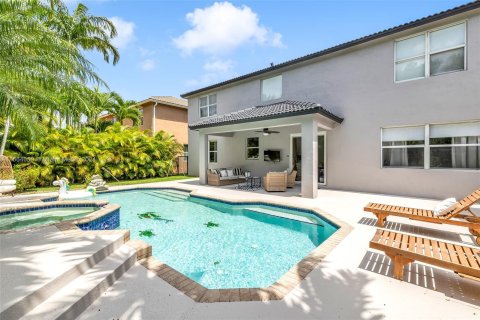 Casa en venta en Weston, Florida, 5 dormitorios, 309.36 m2 № 1099449 - foto 22