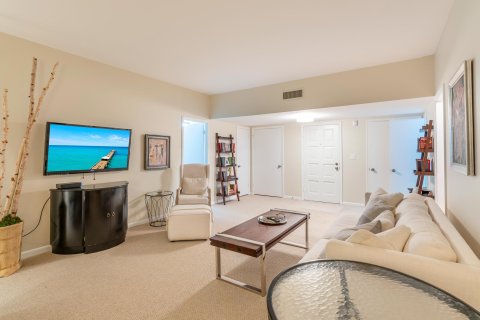 Condominio en venta en Palm Beach Gardens, Florida, 1 dormitorio, 104.61 m2 № 860877 - foto 18