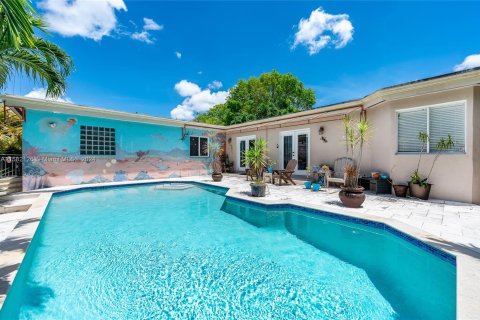 Villa ou maison à vendre à Miami Springs, Floride: 5 chambres, 294.13 m2 № 1161184 - photo 27
