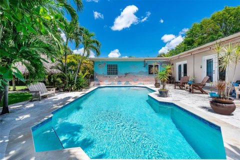 Villa ou maison à vendre à Miami Springs, Floride: 5 chambres, 294.13 m2 № 1161184 - photo 26