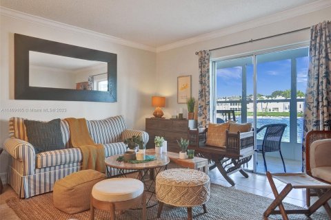 Condo in Lauderhill, Florida, 1 bedroom  № 782535 - photo 3