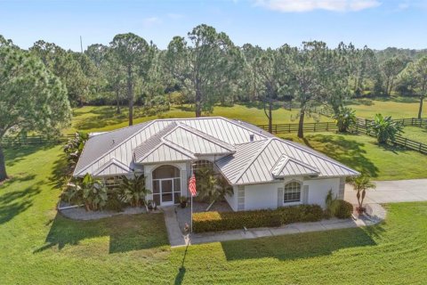 Villa ou maison à vendre à Punta Gorda, Floride: 3 chambres, 173.08 m2 № 1371766 - photo 4