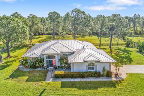 Villa ou maison à vendre à Punta Gorda, Floride: 3 chambres, 173.08 m2 № 1371766 - photo 3