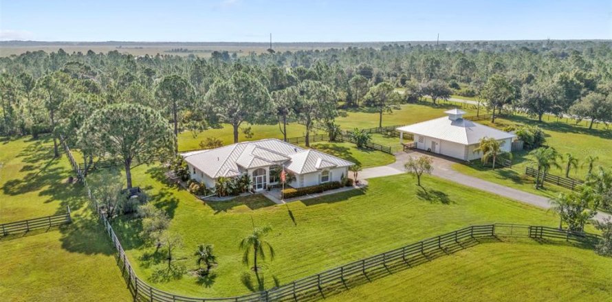 Villa ou maison à Punta Gorda, Floride 3 chambres, 173.08 m2 № 1371766