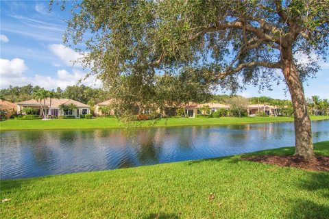 Casa en venta en Vero Beach, Florida, 3 dormitorios, 212.28 m2 № 1214642 - foto 4