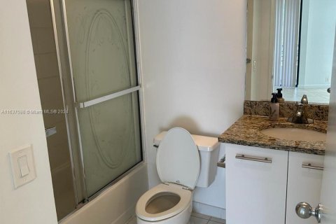 Copropriété à vendre à Aventura, Floride: 1 chambre, 102.56 m2 № 1309610 - photo 3