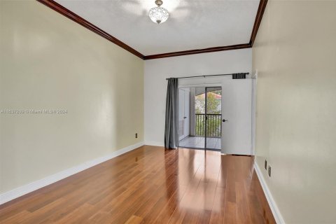 Copropriété à vendre à Pembroke Pines, Floride: 2 chambres, 92.9 m2 № 1309611 - photo 19