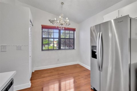 Copropriété à vendre à Pembroke Pines, Floride: 2 chambres, 92.9 m2 № 1309611 - photo 11