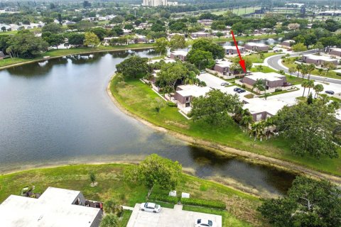 Townhouse in West Palm Beach, Florida 2 bedrooms, 114.83 sq.m. № 1179697 - photo 27