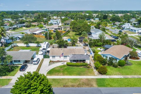 Villa ou maison à vendre à North Palm Beach, Floride: 4 chambres, 145.3 m2 № 1179696 - photo 3