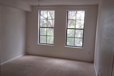 Condominio en venta en Orlando, Florida, 1 dormitorio, 86.12 m2 № 1317150 - foto 8