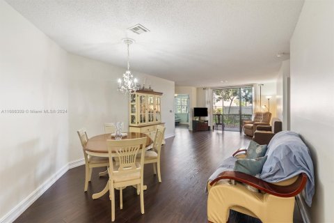 Copropriété à vendre à Coconut Creek, Floride: 3 chambres, 120.59 m2 № 1229953 - photo 6