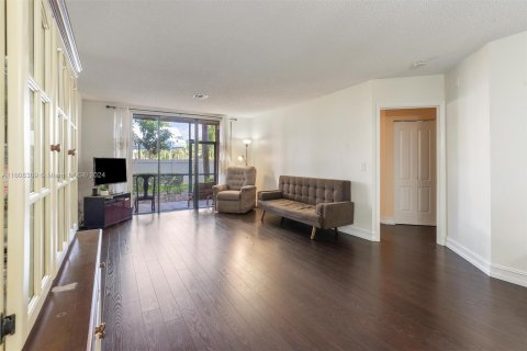 Condo in Coconut Creek, Florida, 3 bedrooms  № 1229953 - photo 3