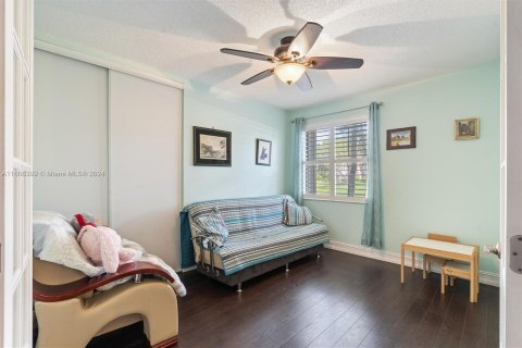 Condo in Coconut Creek, Florida, 3 bedrooms  № 1229953 - photo 16