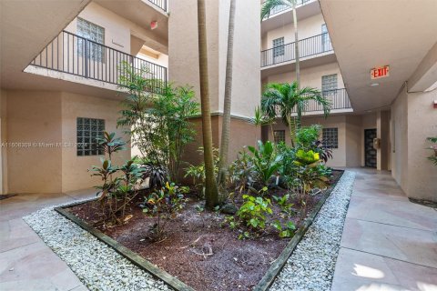 Condominio en venta en Coconut Creek, Florida, 3 dormitorios, 120.59 m2 № 1229953 - foto 21