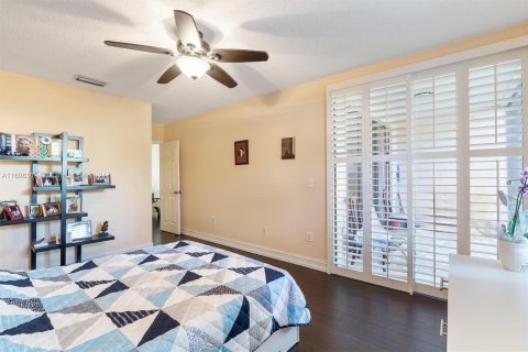 Condo in Coconut Creek, Florida, 3 bedrooms  № 1229953 - photo 12