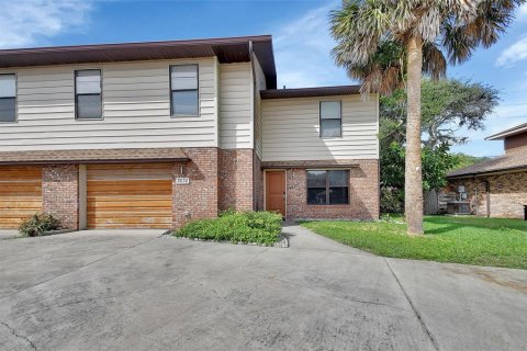 Adosado en venta en New Smyrna Beach, Florida, 3 dormitorios, 152.08 m2 № 1361563 - foto 23