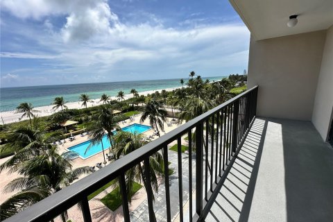 Copropriété à louer à Miami Beach, Floride: 2 chambres, 121.24 m2 № 1348637 - photo 5