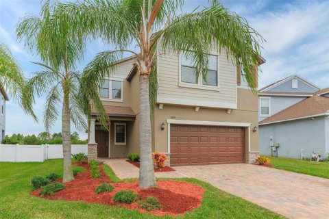 Casa en venta en New Port Richey, Florida, 4 dormitorios, 257.8 m2 № 1387117 - foto 2