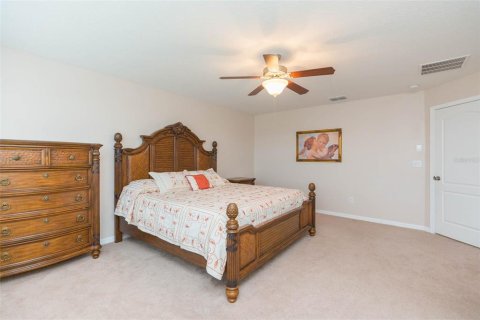 Casa en venta en New Port Richey, Florida, 4 dormitorios, 257.8 m2 № 1387117 - foto 19