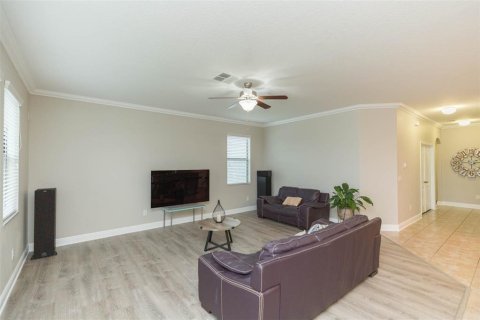 Casa en venta en New Port Richey, Florida, 4 dormitorios, 257.8 m2 № 1387117 - foto 15