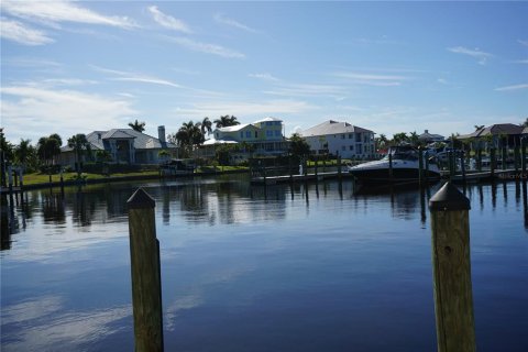 Terrain à vendre à Port Charlotte, Floride № 834261 - photo 30