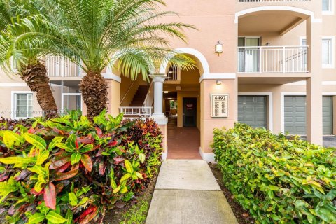 Condo in West Palm Beach, Florida, 1 bedroom  № 1239723 - photo 2