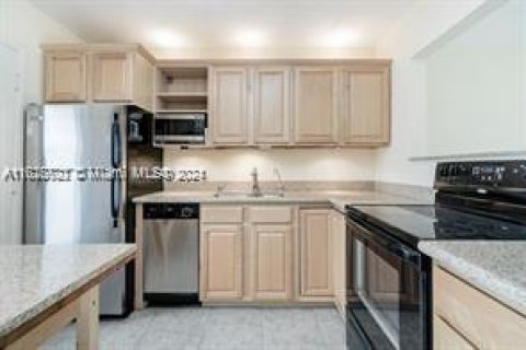 Condominio en venta en Plantation, Florida, 1 dormitorio, 69.49 m2 № 1272063 - foto 4