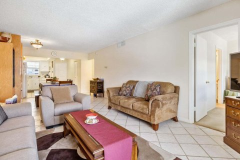 Condominio en venta en North Palm Beach, Florida, 2 dormitorios, 97.92 m2 № 686734 - foto 12