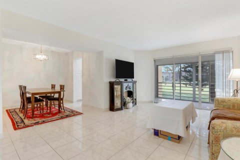 Copropriété à vendre à Lake Worth, Floride: 2 chambres, 104.98 m2 № 884525 - photo 20