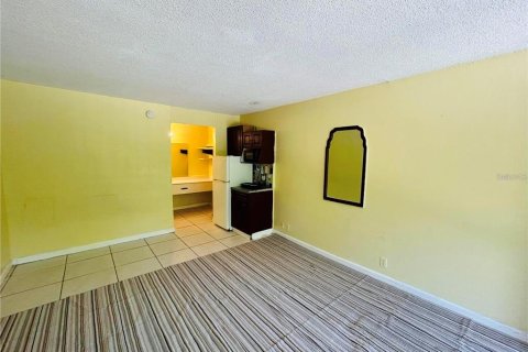 Condo in Orlando, Florida, 1 bedroom  № 1259194 - photo 2