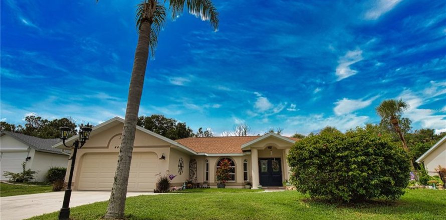 Villa ou maison à North Port, Floride 3 chambres, 134.89 m2 № 1252262