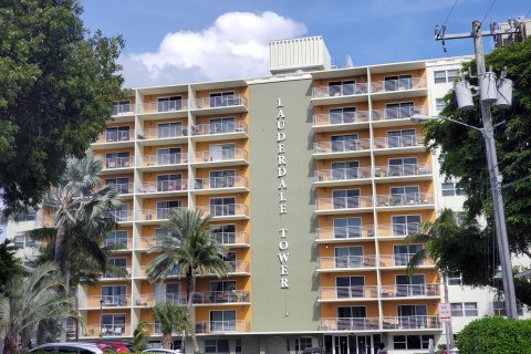 Condo in Fort Lauderdale, Florida, 1 bedroom  № 1002815 - photo 1