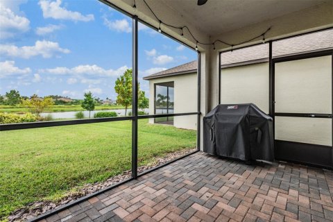 Casa en venta en Land O' Lakes, Florida, 4 dormitorios, 216.83 m2 № 1387143 - foto 15