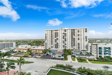 Condo in Fort Lauderdale, Florida, 3 bedrooms  № 761196 - photo 25