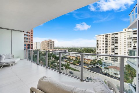 Condominio en alquiler en Fort Lauderdale, Florida, 3 dormitorios, 258.92 m2 № 761196 - foto 21