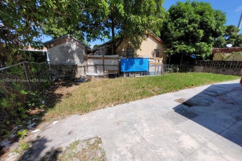 Immobilier commercial à vendre à Miami, Floride: 171.59 m2 № 1316562 - photo 14