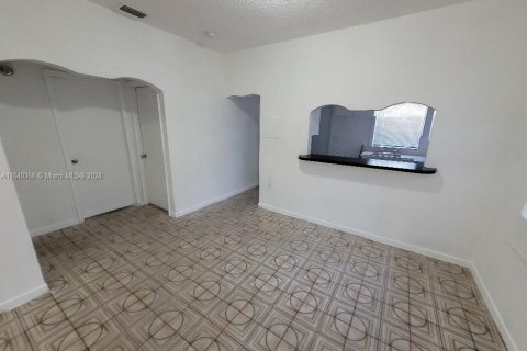 Commercial property in Miami, Florida 171.59 sq.m. № 1316562 - photo 22