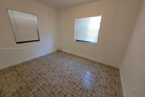 Immobilier commercial à vendre à Miami, Floride: 171.59 m2 № 1316562 - photo 23