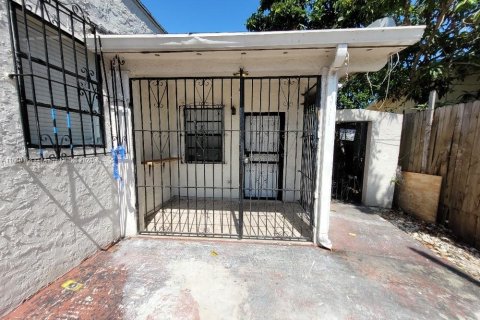 Immobilier commercial à vendre à Miami, Floride: 171.59 m2 № 1316562 - photo 17