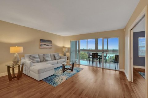 Condominio en venta en Fort Lauderdale, Florida, 2 dormitorios, 120.77 m2 № 1230243 - foto 17