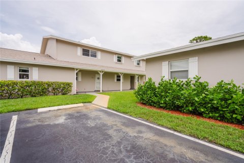 Copropriété à vendre à Deerfield Beach, Floride: 2 chambres, 78.32 m2 № 1230244 - photo 2