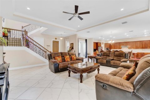 Casa en venta en Winter Garden, Florida, 5 dormitorios, 435.99 m2 № 1403673 - foto 11