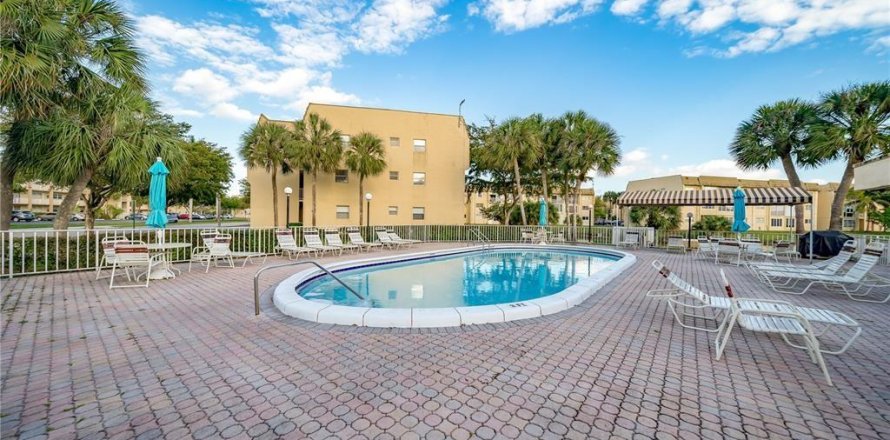 Condo à Sunrise, Floride, 2 chambres  № 805317