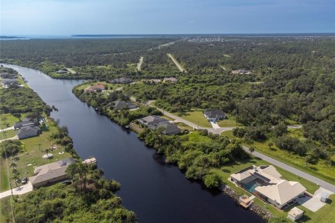 Terreno en venta en Port Charlotte, Florida № 790769 - foto 18