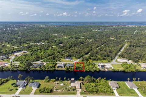 Terreno en venta en Port Charlotte, Florida № 790769 - foto 11