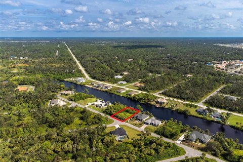 Terreno en venta en Port Charlotte, Florida № 790769 - foto 7