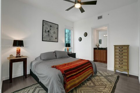 Купить кондоминиум в Майами, Флорида 2 спальни, 94.48м2, № 947632 - фото 15