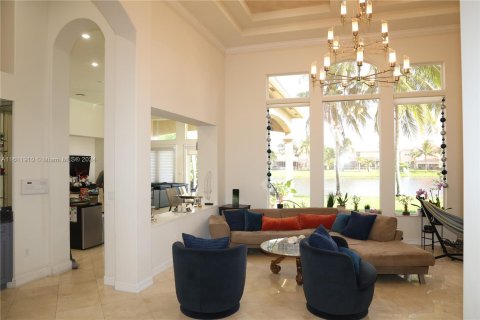 Villa ou maison à vendre à Pembroke Pines, Floride: 4 chambres, 361.3 m2 № 1234159 - photo 2