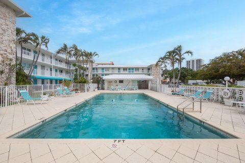 Copropriété à vendre à North Palm Beach, Floride: 1 chambre, 71.91 m2 № 1103618 - photo 3